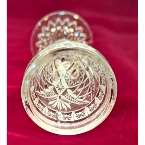 Vintage Pressed Glass Cordial Glasses Set of 4 Clear Diamond Starburst Pattern - Picture 3 of 4